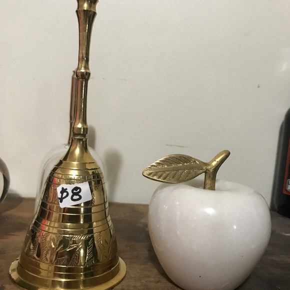 VINTAGE BRASS BELL/Apple!!!!! - Picture 1 of 1